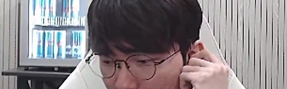 全力飞！Faker：(Doran是对面的上路吗？(对面)还有Gumayusi？我会赢的！