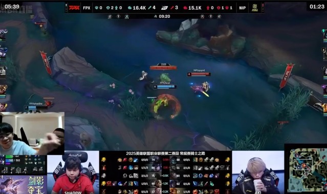 大黄：Aki吃头我放心！晴天：这么恨么，还要黑他黑到什么时候